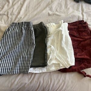 Bundle of 4 shorts